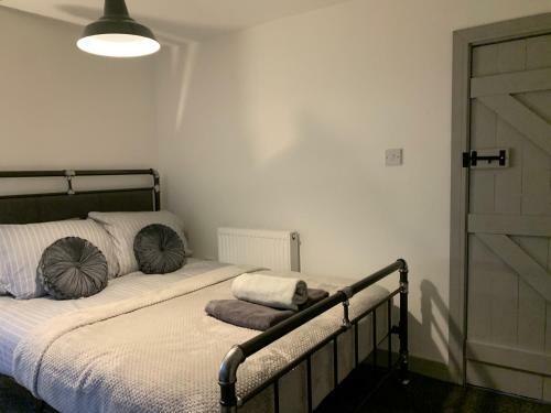 Cosy Cottage In Redcar - Workstays Uk
