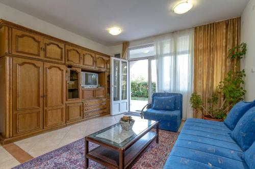 Apartments Elena
