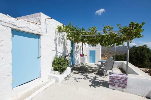 Vatha Traditional Cottage With A View