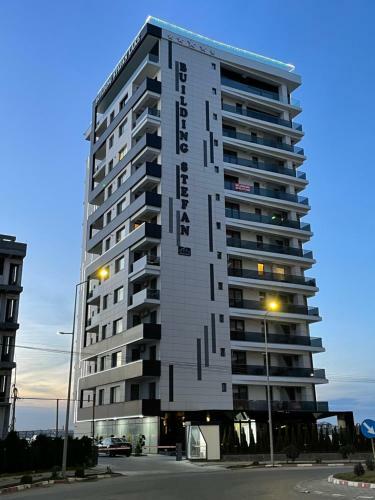 Sia Apartament Building Stefan Lake