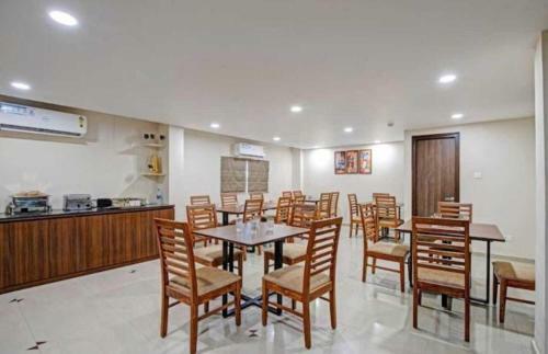 Hotel Alba Premier, Ahmedabad