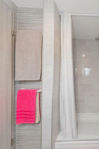 Hostal Peninsula Rooms