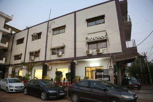 Hotel Green Club