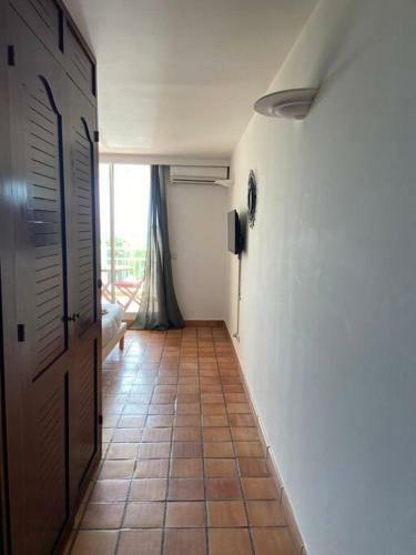 Apartamento Studio Paisible Avec Piscine, Pas Loin de La Plage