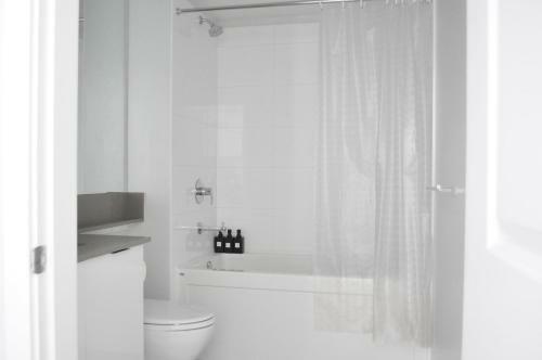 Apartamento 2102-6638 Dunblane Burnaby