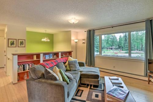 Anchorage Abode With Garden And Chugach Mtn Views