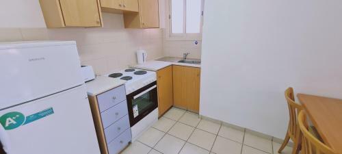 Stay Limanaki Apartments