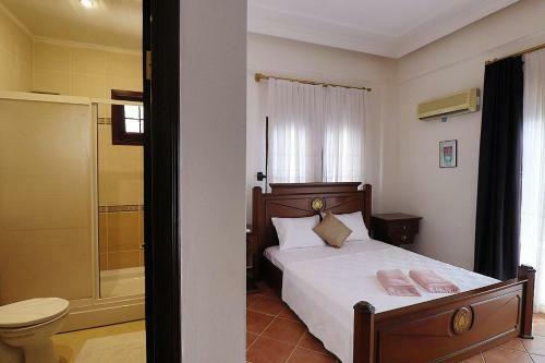 Villa Simba - Near Calis Beach With Garden & Pool