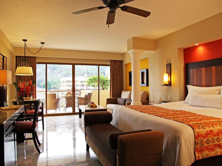 Hotel Barcel� Puerto Vallarta