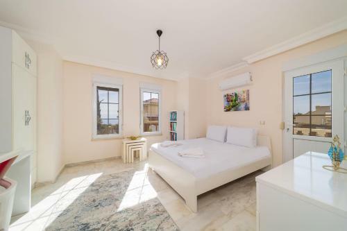 Astonishing Villa With 3 Shared Pools In Alanya Antalya