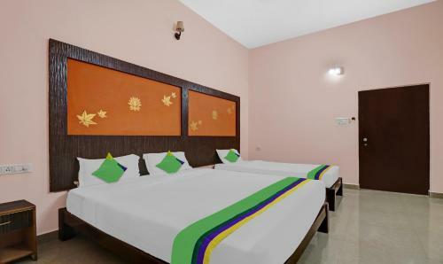 Hotel Treebo Trend Grand Jp Inn