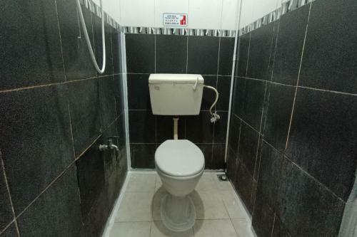 Oyo 90568 Hotel Sutera Inanam