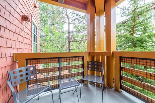 #561- Village, Recently Remodeled, 2bed 2bath, Pool & Spa