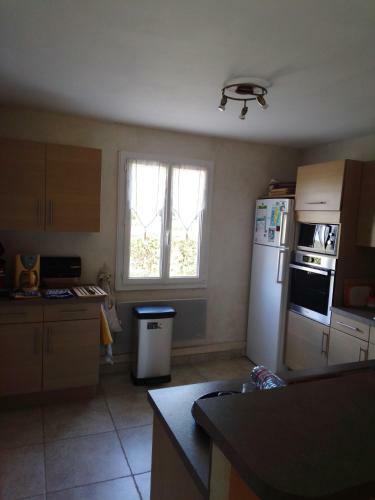 Location de Vacances Proche Uz�s Tr�s Tranquille Piscine Privative