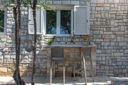 Villa Serenity @sounio-close To The Beach!
