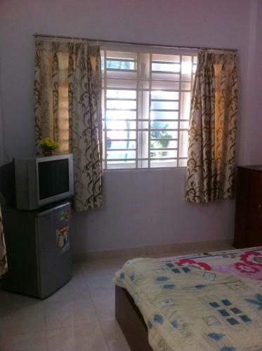 Hostal Ngoc Phu Hotel