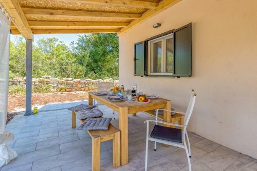 Holiday House Krase With Private Pool