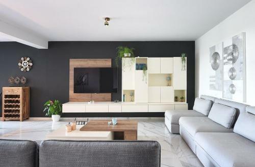 Apartment Sea
