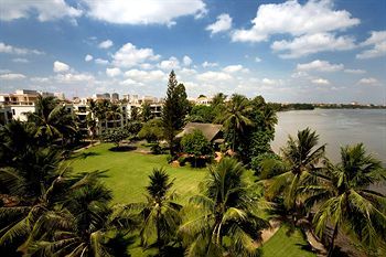 Aparthotel Riverside Serviced Apartments