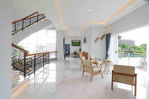 Luxury 5br Villa With Ocean, Mountain Ricefield Views