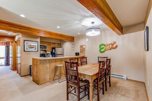 Hotel Snowmass Escape