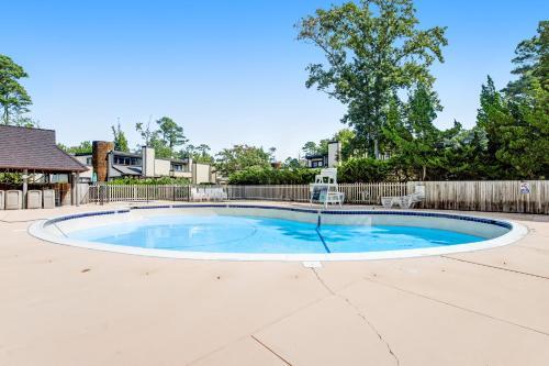 Sea Colony --- 3606 Round Robin Way