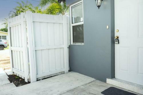 Daphne & Chloe's Oasis