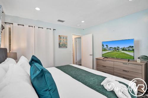 Modern 5br With Private Heated Pool