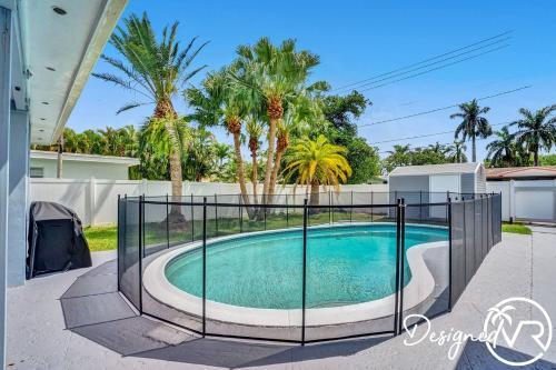 Modern 5br With Private Heated Pool