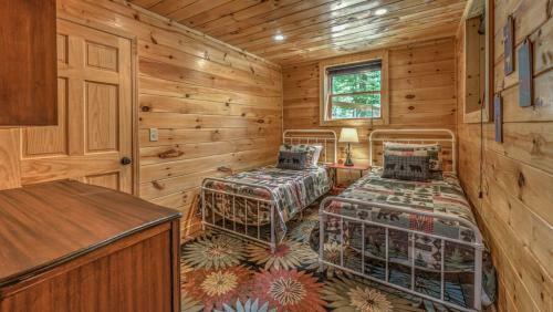 Blue Chalet By Escape To Blue Ridge