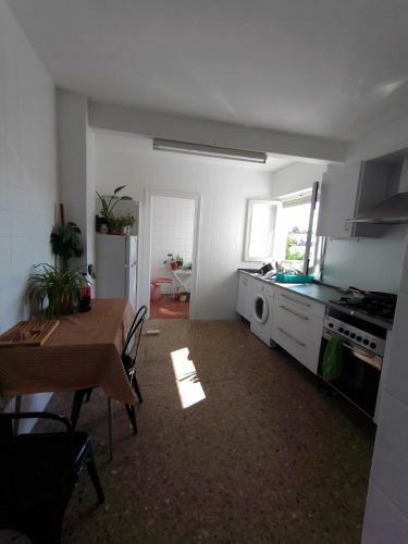Quite House 10min From The Beach
