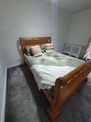 2-bed Apartment In Liverpool At Albert Dock