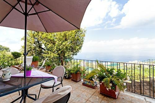 Amore Rentals - Villa The Stone On The Sea
