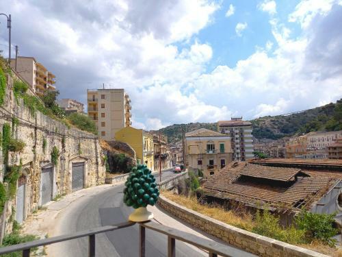 Apartamento Casa Roca, Modica Railway Station