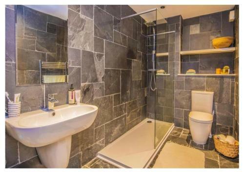 Apartamento Superb Penthouse . 2 Bedroom . Free Secure Parking