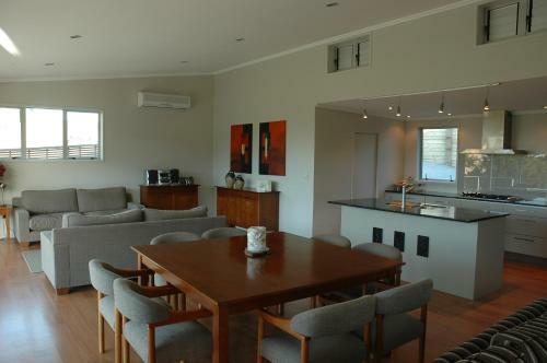 Bed & Breakfast Decks Of Paihia