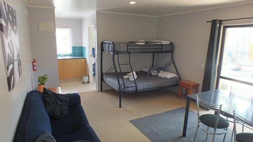 Albergue Bay Adventurer Apartments