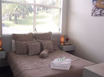 Aloha Seaview Resort Motel