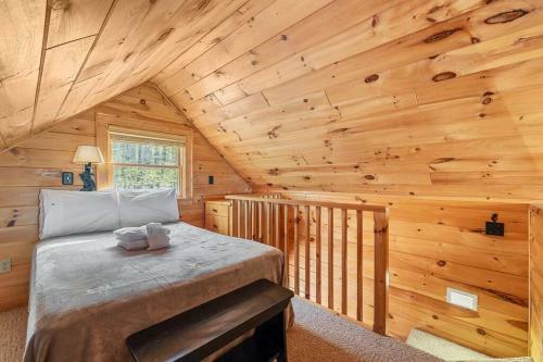 Mountain Retreat With Hottub And Views