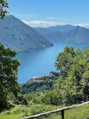 Historic Villa With Magnificent Lake Views