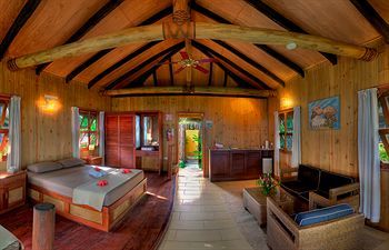 Hotel Uprising Beach Resort