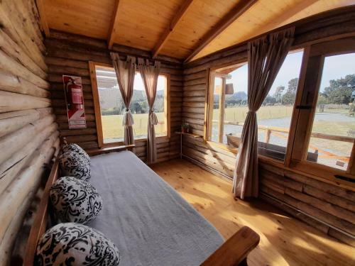 Caba�as El Vallecito Escondido de Tandil