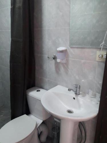 Hostal Guest House Mari30