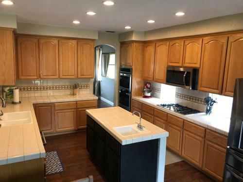 Villa Fabulous Grand Home Pool~jacuzzi Central Walkable