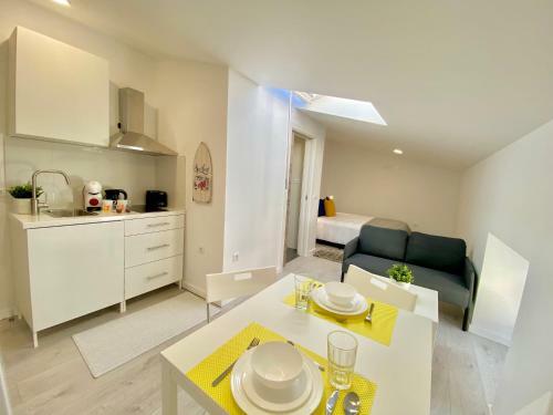 Brighthouse - Modern Apartments In S�tio Nazar�