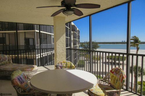 Carlos Pointe 421 By Kathy Nesbit Vacations