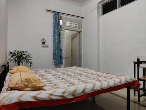 Hostal House No. 87