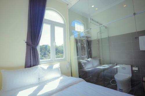 Shin Village Hotel