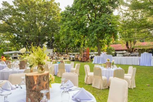 Montebello Villa Hotel