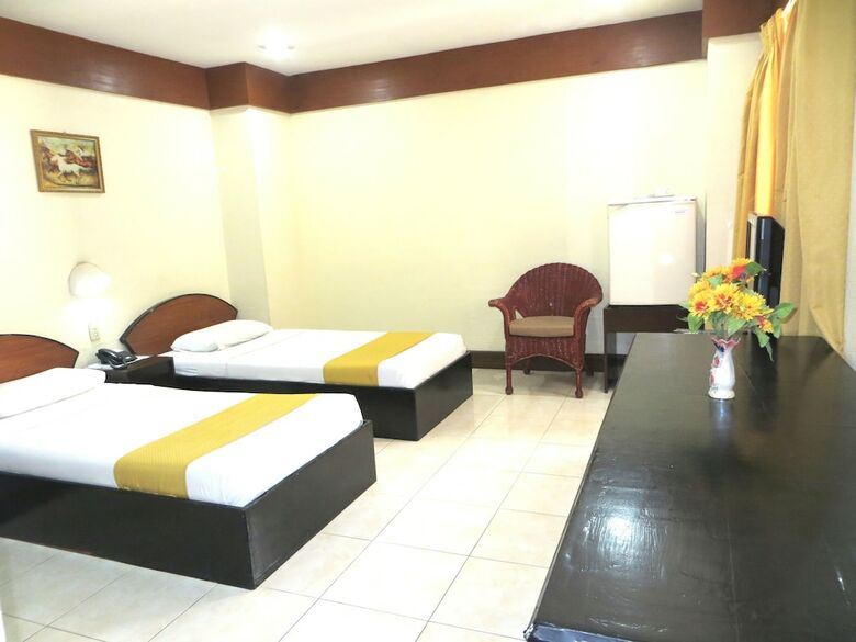 Hotel Paragon Suites